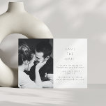 Minimalistiskt Modern Black White Avslappnad Photo Spara Datumet<br><div class="desc">Minimalistiskt Modern Black and White Photo Save Date</div>