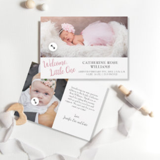 Minimalistiskt Modern Script Girl Flicka Birth Meddelande