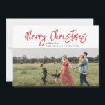 Minimalistiskt Modern Script Red God jul-foto Julkort<br><div class="desc">Elegant och enkelt helgdag-kort med modern bildtext. Baksidan har en sömlös 2-fotokollage med plats för din egen personlig. All text och färg kan redigeras.</div>