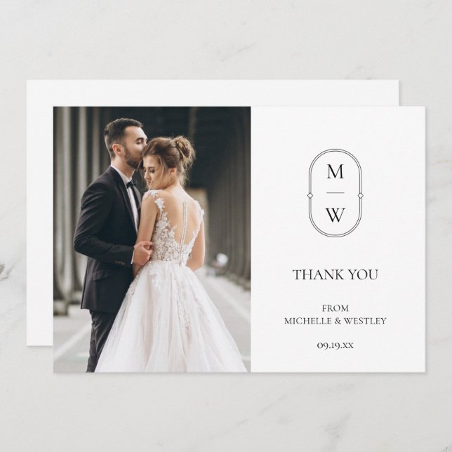 Minimalistiskt Monogram Black & White Bröllop-foto Tack Kort (Fram/baksida)