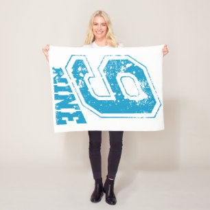 Minimalistiskt Retro Typography-blånummer nio Fleecefilt