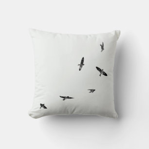 Minimalistiskt Silhouette Sväljer Birds Black Whit Kudde