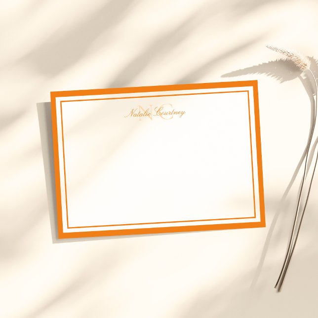 Minimalistiskt skript orange två ramar monogram anteckningskort (Skapare uppladdad)