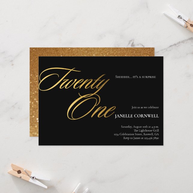 Minimalistiskt skript, svart och Guld 21:a födelse Inbjudningar (Fram/Back In Situ)