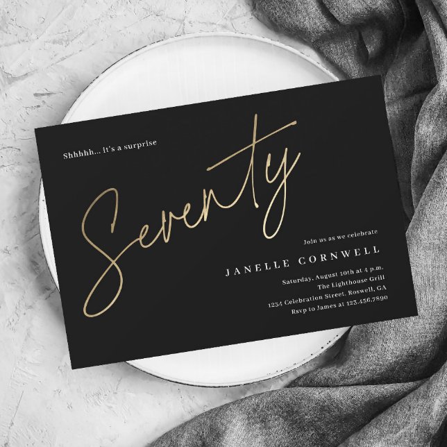 Minimalistiskt skript, svart och Guld 70:e födelse Inbjudningar (Modern gold script 70th birthday party invitations.)