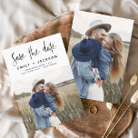 Minimalistiskt spara det manuella fotot för datum spara datumet<br><div class="desc">Modern och Elegant Handskriven skriptfoto Spara datumkortet Bröllop. Datuminbjudan innehåller en typografi för chic och snyggt med en enkel och minimalistisk utformning på en vit bakgrund som du kan lägga till ditt anpassade förlovning-fotografi bild till.</div>