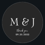 Minimalistiskt svart monogram klassiskt runt St. Runt Klistermärke<br><div class="desc">Minimalistiskt svart monogram klassiskt runt streck</div>