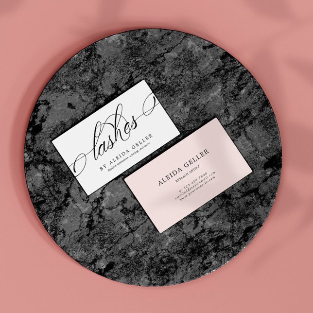 Minimalistiskt svart och vitt trådlöst streck visitkort (Skapare uppladdad)