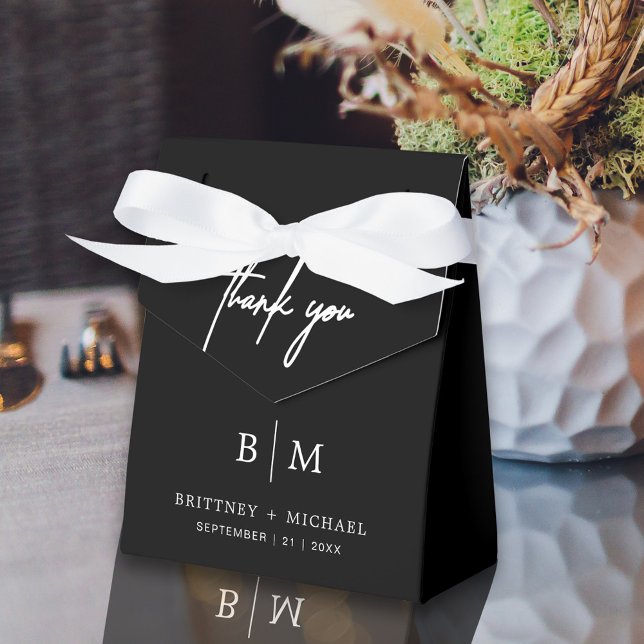 Minimalistiskt Tack Black Presentaskar (Black Thank you tented favor box bag is a perfect way to package your guest wedding favors.)