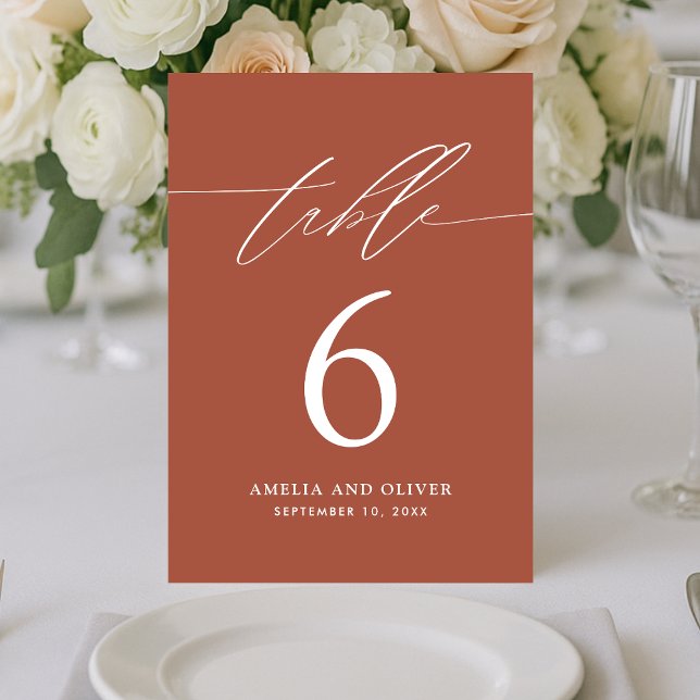 Minimalistiskt Terracotta-skriptkort för Bordsnumm Bordsnummer (Skapare uppladdad)