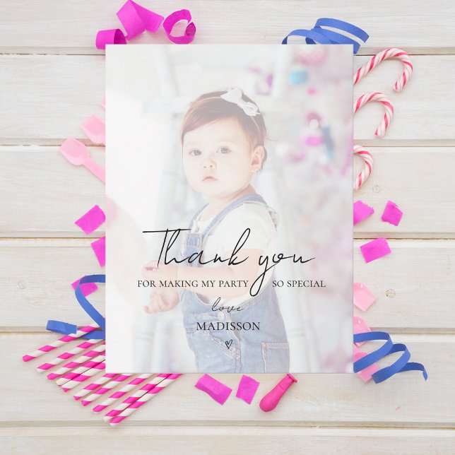 Minimalistiskt tvåfoto - första födelsedag Tack Vykort (Minimalist Two Photo First Birthday Thank you Postcard)