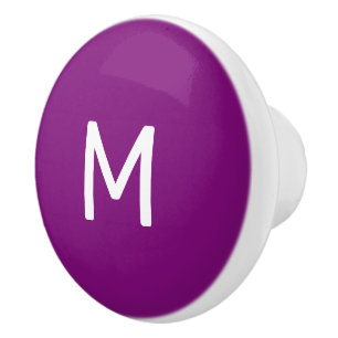 Minimalistiskt vitt utskriftsmonogram på Lila Knopp