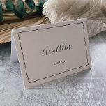 Minimalistkort för Bröllop Bordsnummer<br><div class="desc">Dessa minimalistiska platskort från bröllop är perfekt för ett enkelt bröllop. Den moderna romantiska designen har klassisk svart- och vit typografi parad med en rografi av rustik men elegant med vintage handskrivet stil. Anpassade i alla färg. Behålla designen enkel och elegant, som den är, eller anpassa den genom att lägga...</div>