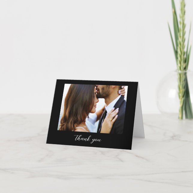 Minimalistskript för Bröllop Photo Black Elegant Tack Kort (Framsida)
