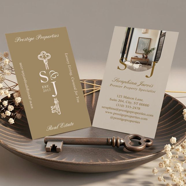 Minimalt Elegant Nyckel Monogram Stylish Båge Foto Visitkort (Minimal Elegant Key Monogram Stylish Arch Photo Business Card)
