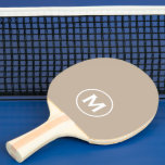 Minimalt klassiskt monogram pingisracket<br><div class="desc">Minimal engrammad design har initialer och namn i vit typografi på en beige bakgrund för ett rent,  enkelt snyggt.</div>