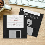 Minimalt spara datumåterställ QR-koden funny Bröll Inbjudningar<br><div class="desc">Ge har gästerna ett nostalgiskt ögonblick från det förgångna med det här roliga "one-of-a-a"-kortet Spara datuminbjudan med en diskettdesign på 80 sekunder. Det minimalistiska stil accentueras av enkel typografi som du kan anpassa med dina bröllop-detaljer. Men det är inte allt - baksidan av kortet innehåller en QR-kod som länkar till...</div>
