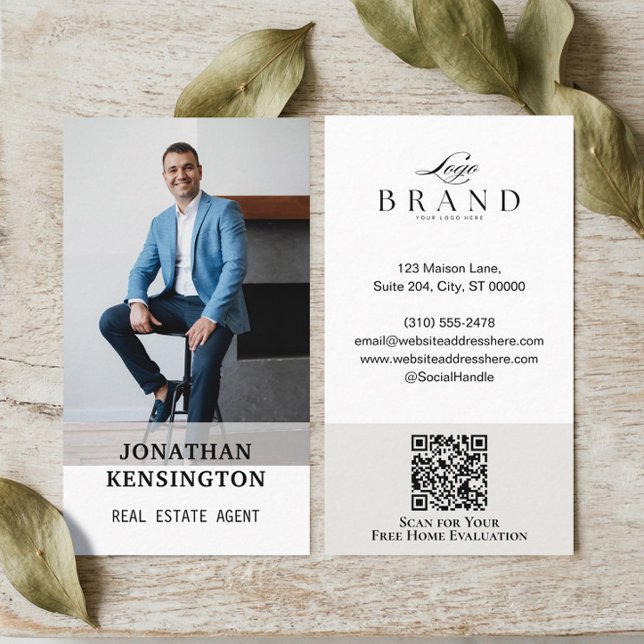 Minimilistisk Vit Modern Professionell Fastighet Visitkort (Minimal White Modern Professional Real Estate Business Card)