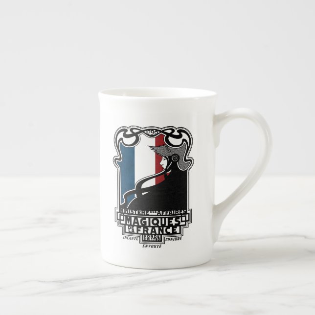 Ministère des Affaires Magiques de la Frankrike Lo Benporslin Mugg (Höger)