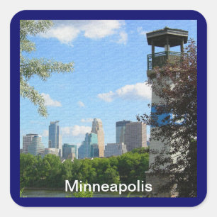 Minneapolis och Boom Island Lighthouse Fyrkantigt Klistermärke