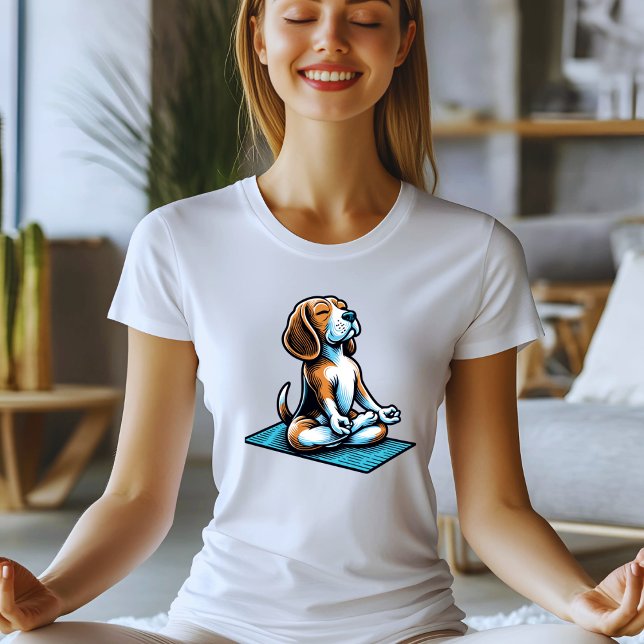 Minnesbeagle Yoga Design T Shirt (Skapare uppladdad)