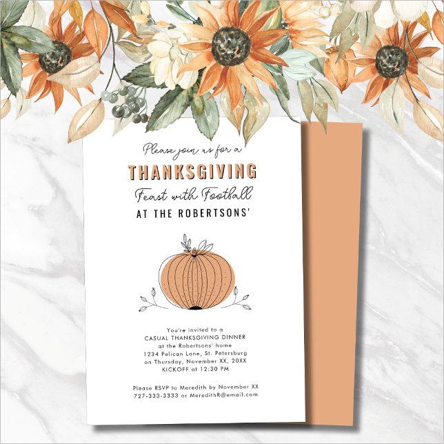 Minnesdag för fotboll och Thanksgiving Inbjudningar (Thanksgiving Feast with Football Orange Pumpkin Dinner Party Invitation)