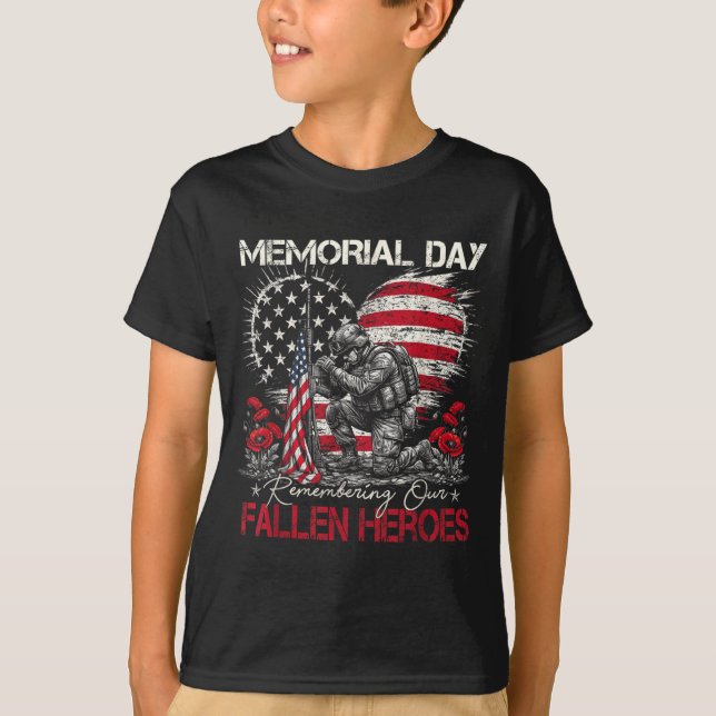 Minnesdagen Minns Fallna Hjältar Flagga T Shirt (Framsida)