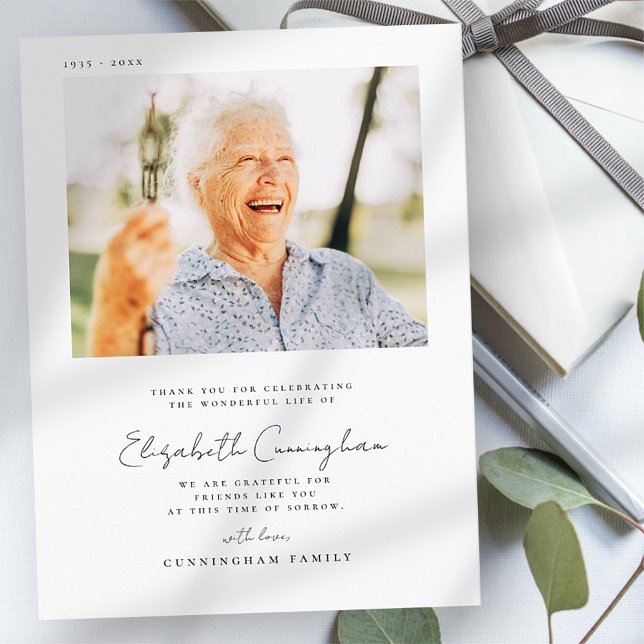 Minnesgudstjänst Elegant Enkel Modern Chic Foto Vykort (Skapare uppladdad)