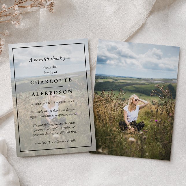 Minneskort Tackkort | Begravningsfoto Tack Kort (Personalized funeral thank you card with photo for sympathy flowers, support, and kindness.)