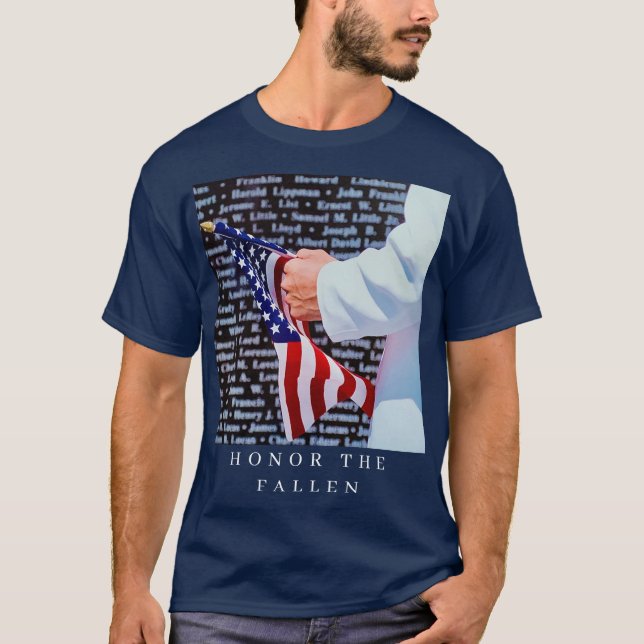 Minnesmärke för krigets tappra hjältar som fallit  t shirt (Framsida)