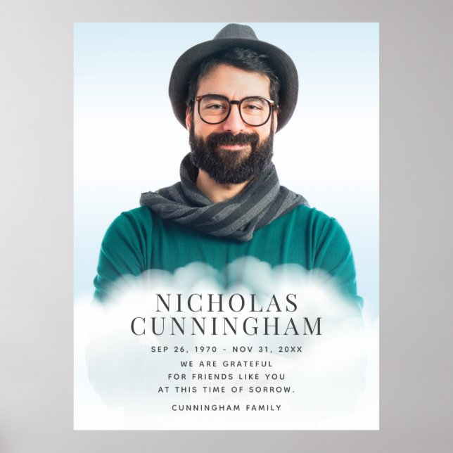 Minnesmärke i molnen Modern Klassiker Enkel Foto Poster (Framsidan)