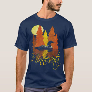 Minnesota FallAutumnSunset med Loon och Träd T Shirt