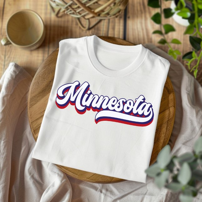 Minnesota Röd Vit & Blå Vintage Script T-Shirt (Skapare uppladdad)
