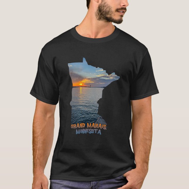 Minnesota State Outline Grand Marais Sunset  1 T Shirt (Framsida)