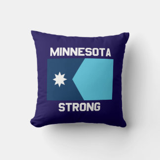 Minnesota Strong Throw Pillow Kudde