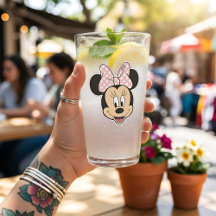 Minnie Glass
