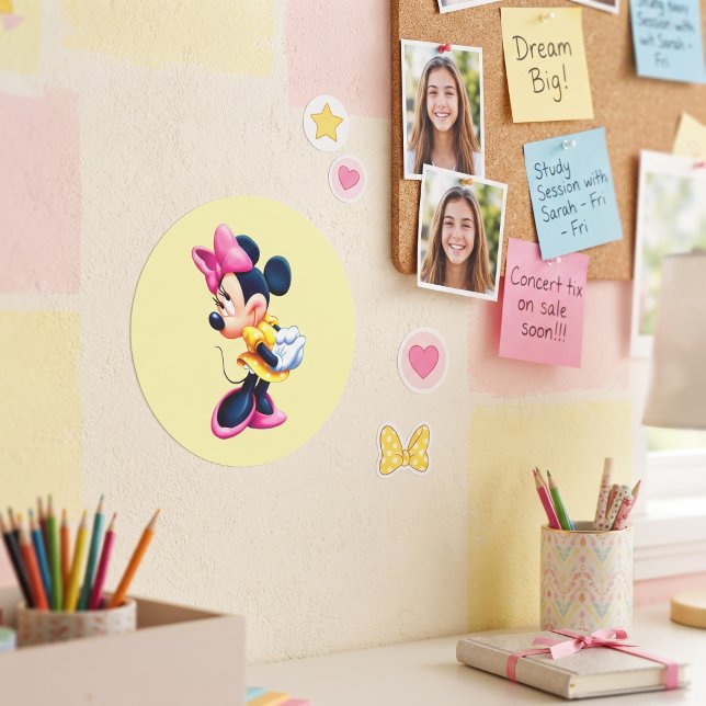 Minnie Runt Klistermärke (Skapare uppladdad)