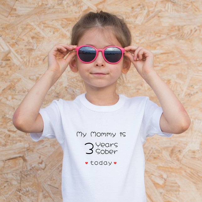 Minsta Anpassningsbar år Min Mamma är 3 år Sober T Shirt (Skapare uppladdad)