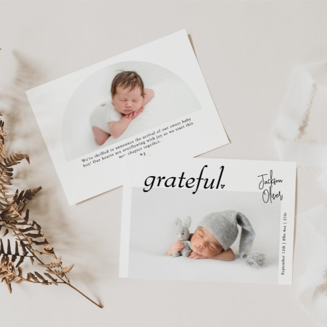 Minsta moderna landskapets fotfoto i Baby Meddelande (Skapare uppladdad)