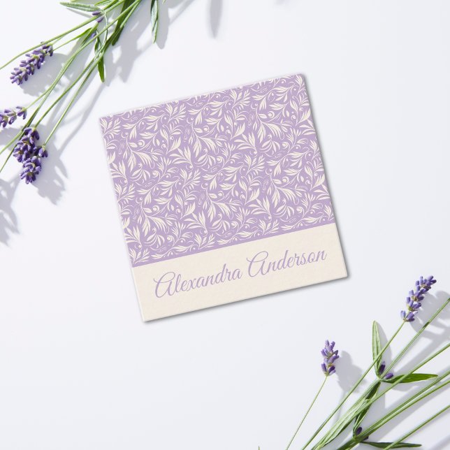 Minsta skript för botaniskt Lila Lövs Mönster Fyrkantigt Visitkort (Minimal Botanical Purple Leaves Pattern Script Square Business Card )