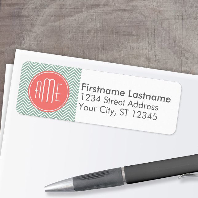 Mint and Coral Chevrons Anpassningsbar Monogram Returadress Etikett (Custom Return Address Labels - Low Minimum)