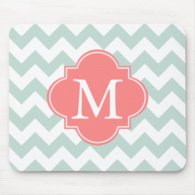 Mint and Coral Modern Chevron Anpassningsbar Monog Musmatta (Framsidan)
