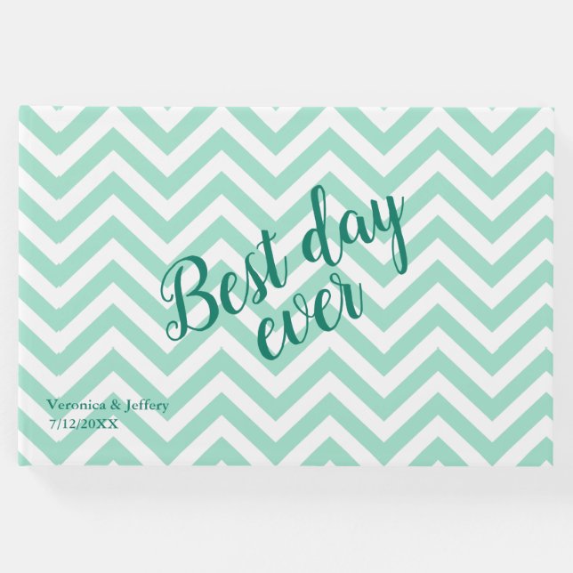 Mint Grönt Chevron Mönster Bröllop Gästböcker (Framsida)
