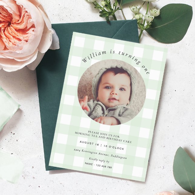 Mint Grönt Gingham Photo Birthday Inbjudningar (Birthday Photo Invitation Mint Green Gingham Check)