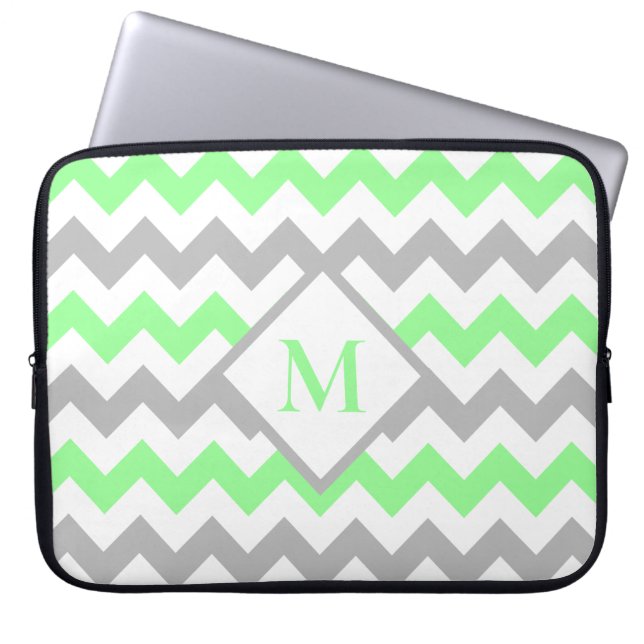 Mint Grönt Grått Chevron Mönster Monogram Laptop Fodral (Framsidan)
