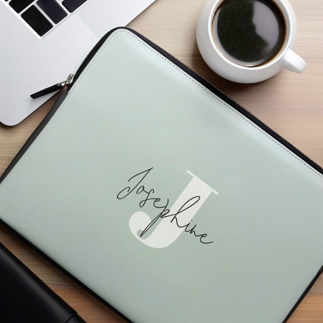 Mint Grönt Modern Minimalist Monogrammad Laptop Fodral (Skapare uppladdad)