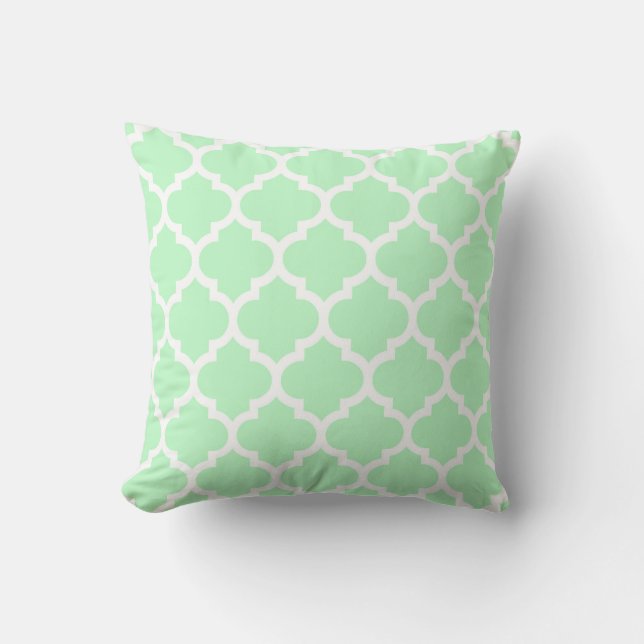 Mint White Moroccan Quatrefoil Mönster #5 Kudde (Framsida)