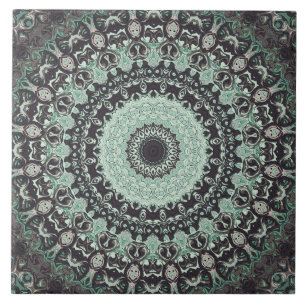 Mintgrön och kolmönstrad mandala-design kakelplatta