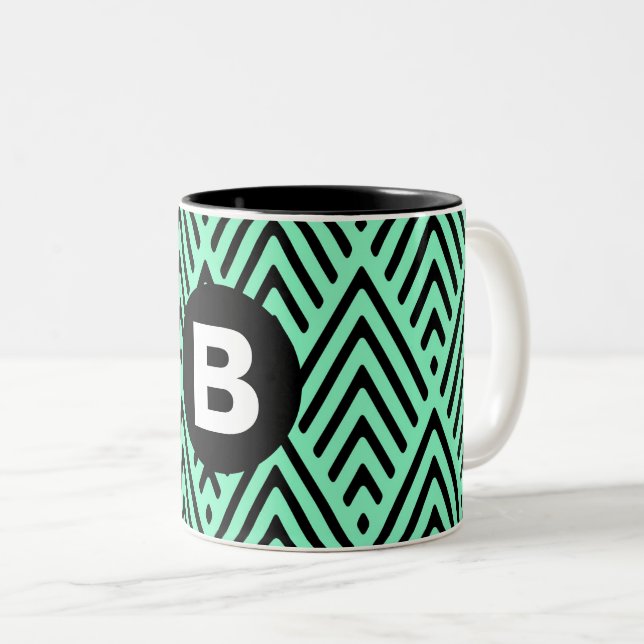 Mintgrön trendig chevron-mönster monogram Två-Tonad mugg (Framsida höger)