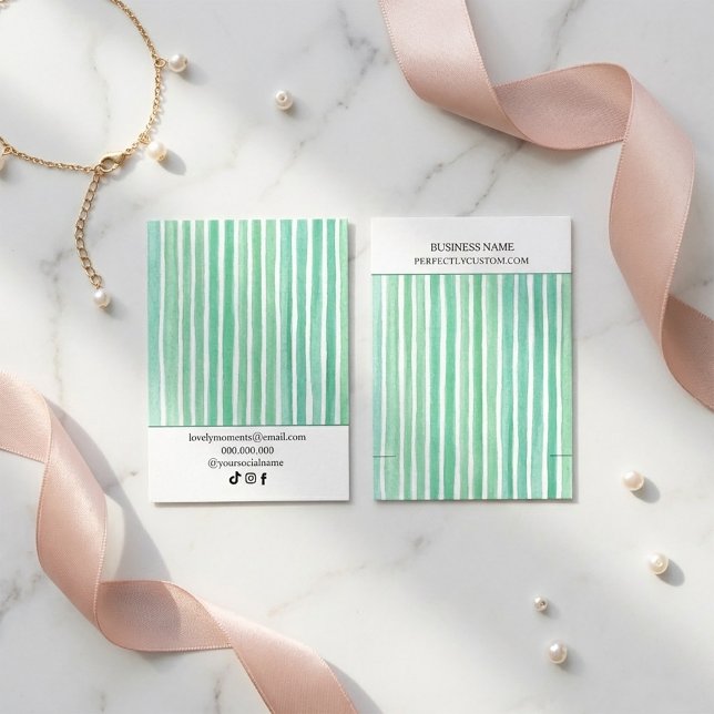 Mintgrönt akvarellrandigt armbandsvisningskort  visitkort (#JewelryDisplayCard
#BraceletCard
#NecklaceCard
#FavorTagDesign
#WatercolorStripes
#MintGreenDesign
)